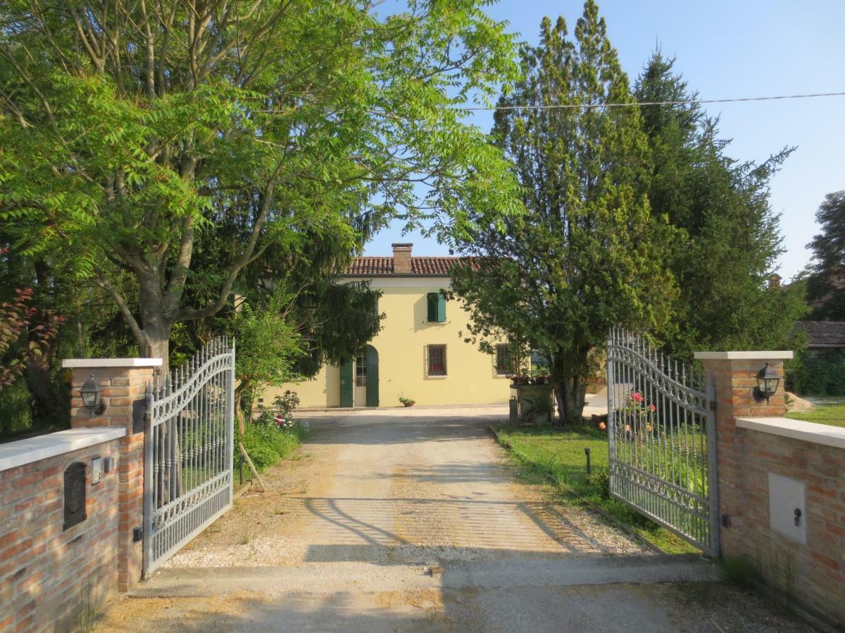 Borgo Tarapino Hotel Ферара Екстериор снимка